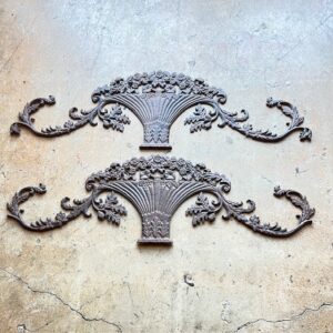 Pair Of Cast Iron Garden Garden Border Decoration