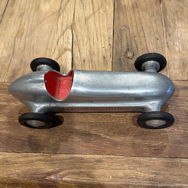VINTAGE INDY 500 SOUVENIR WILBUR SHAW TOY ALUMINUM CAR / C 1947 - Image 3