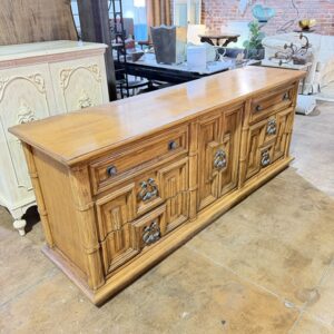 70’s Thomasville Mediterranean Revival Dresser